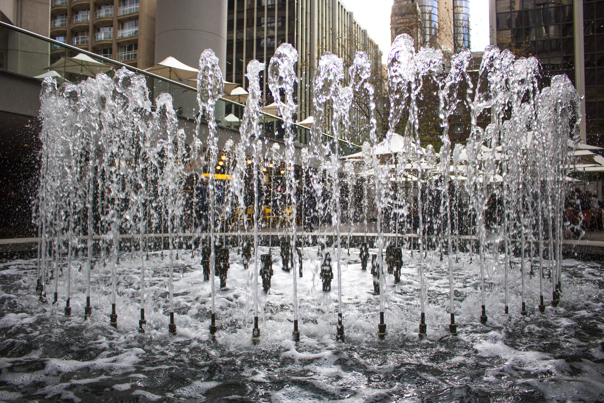 Why hot water freezes faster than cold water