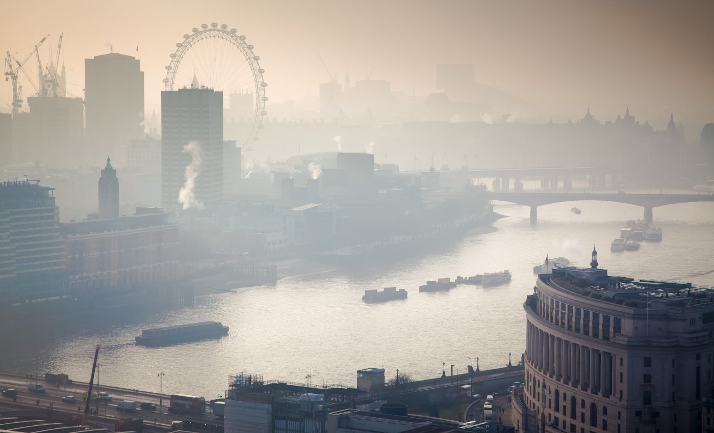 Air and noise pollution exposure increase the risk of dementia