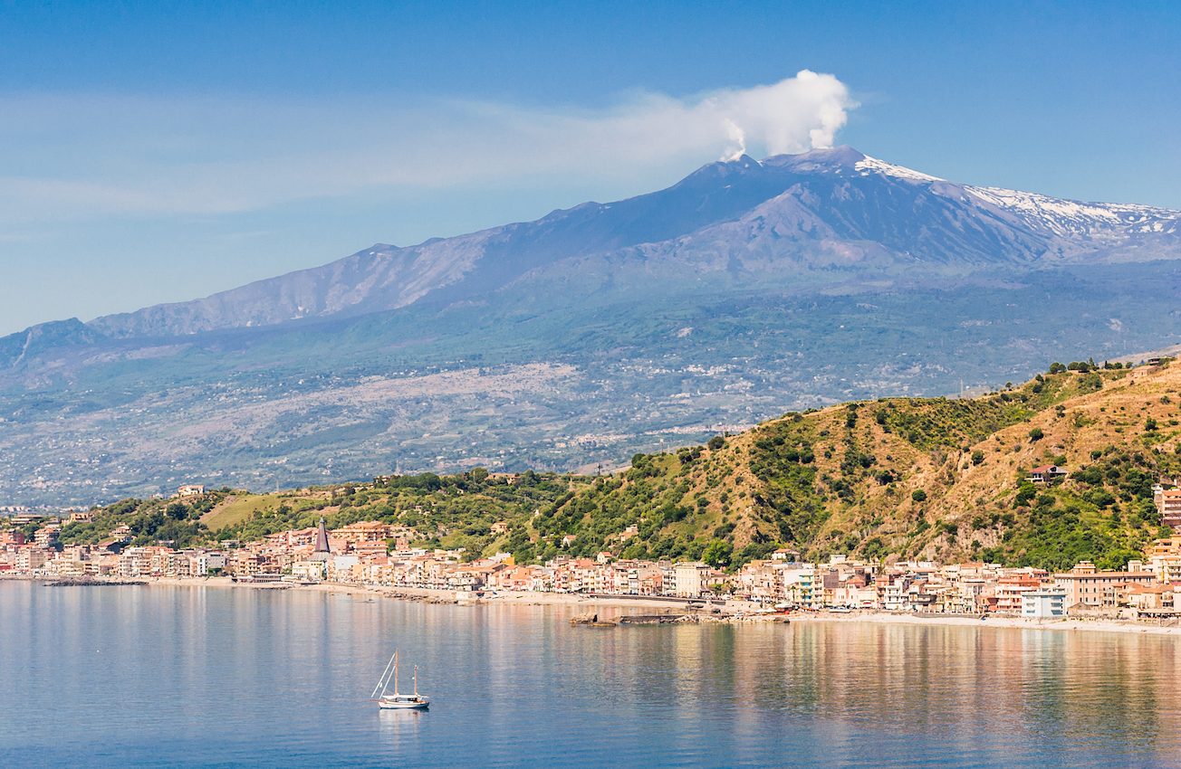 Collapse of active volcano Mount Etna could result in a tsunami