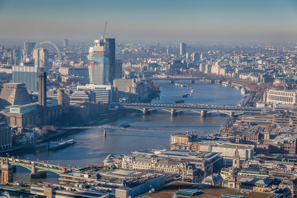 London air pollution linked to girl's deadly asthma attack