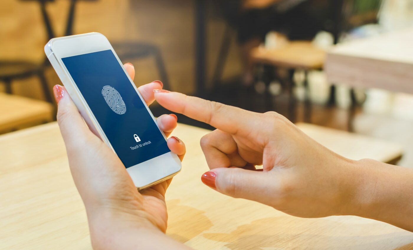 Limb development genes connected to fingerprints