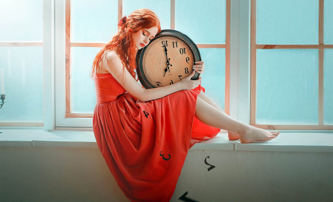 Scientists explain why time seems to move faster and 'fly by' as we age