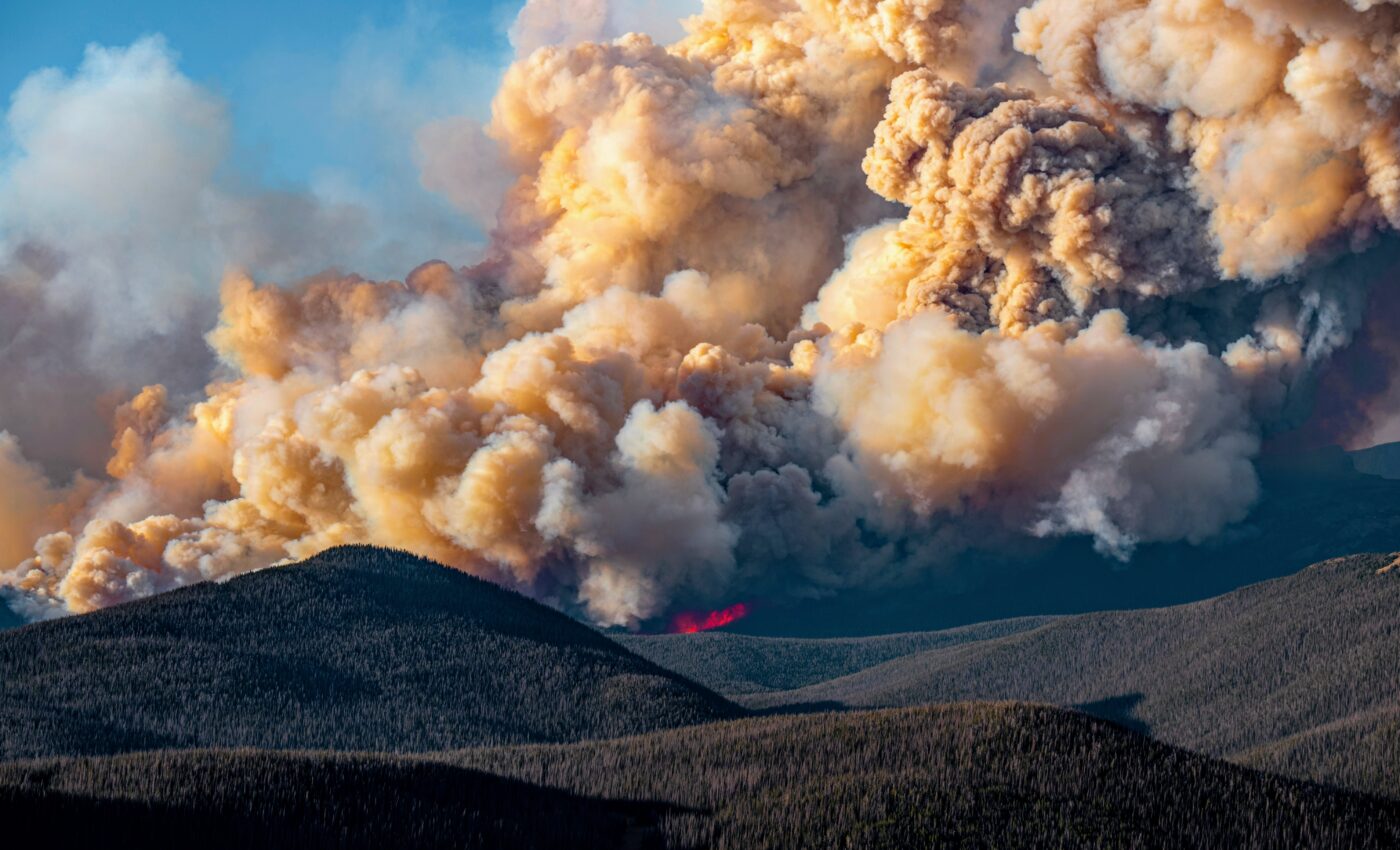 Air conditioning systems trap harmful particles from wildfire smoke