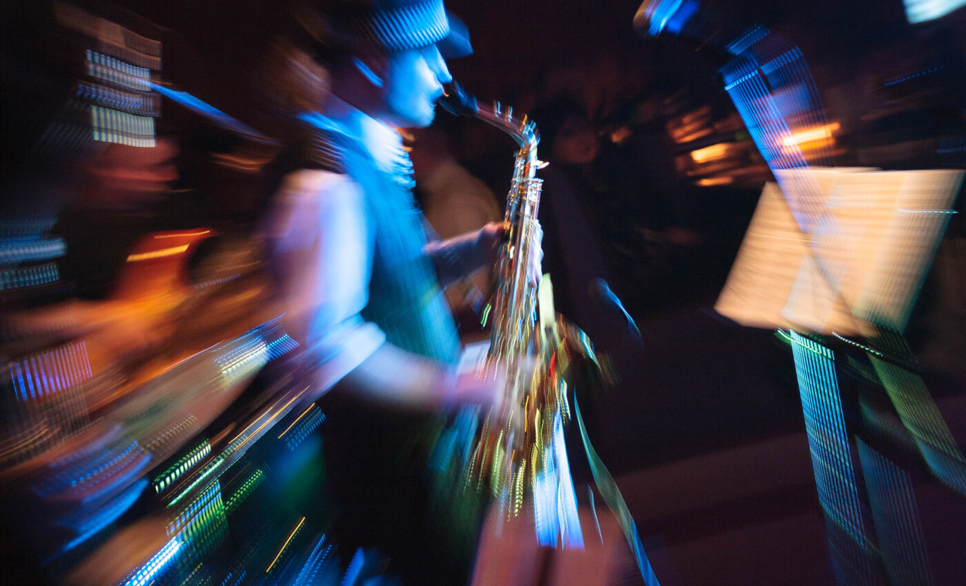 Being in the zone: The neuroscience of creative flow