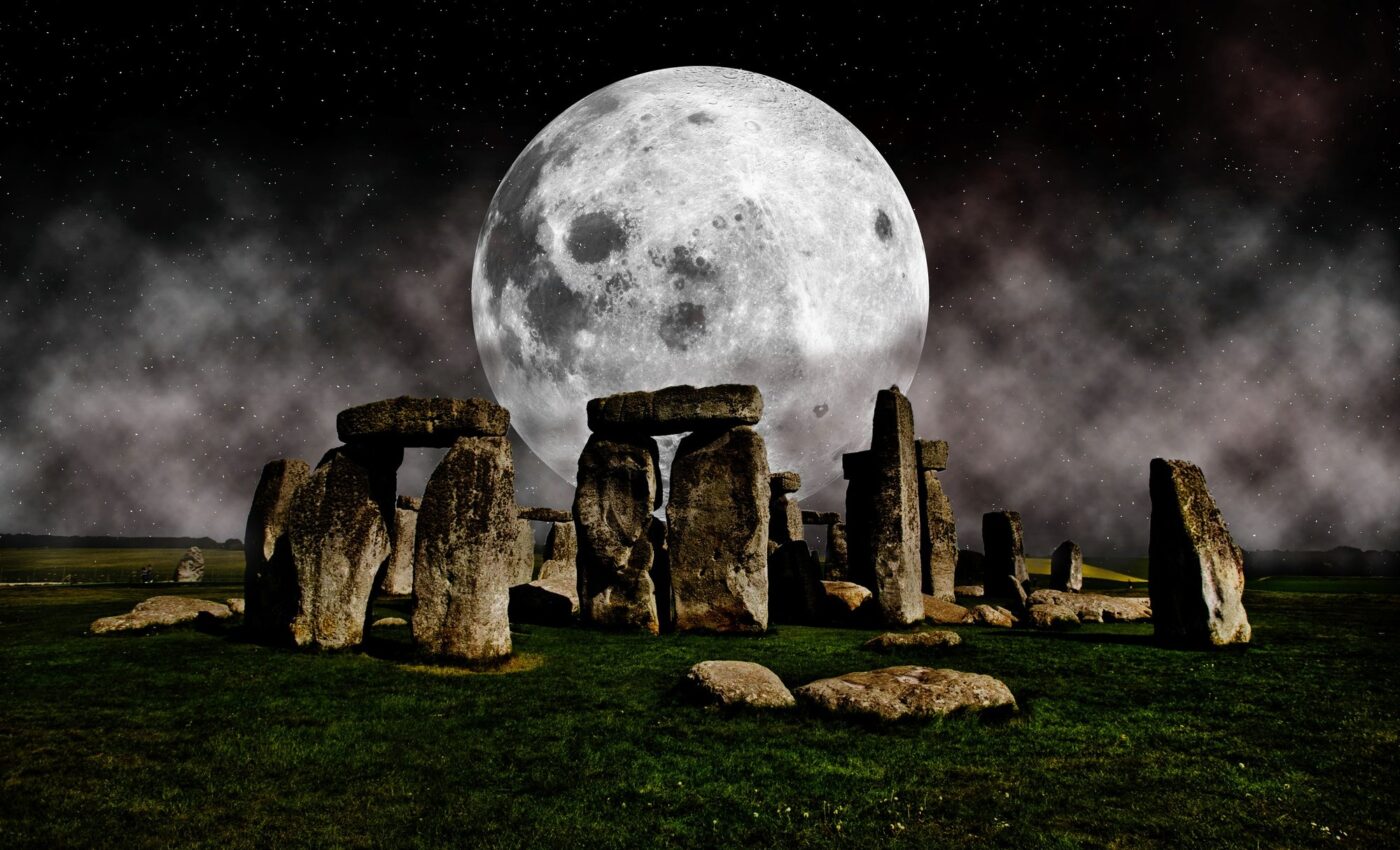 Stonehenge has a mysterious connection with the Moon