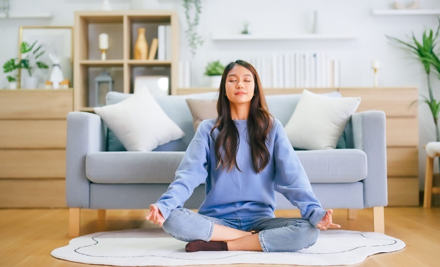 Meditation reveals common altered states of consciousness