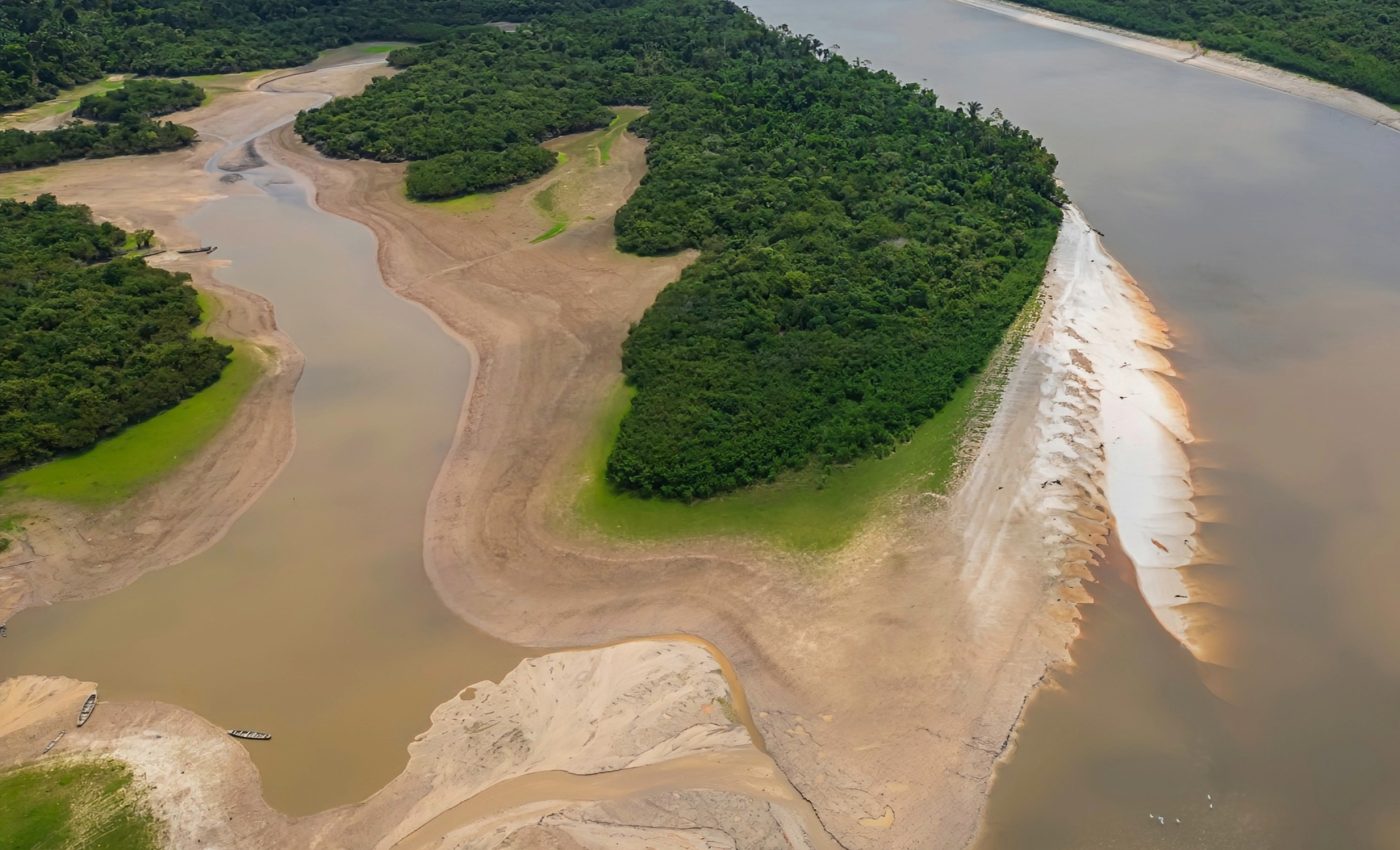 Amazon drought: Fishers in crisis as their biggest catch disappears